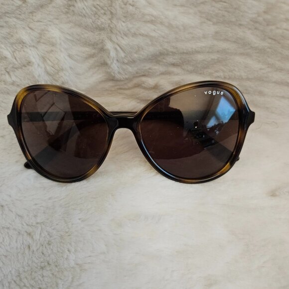 Vogue Tortoise Shell Sunglasses - Picture 1 of 1